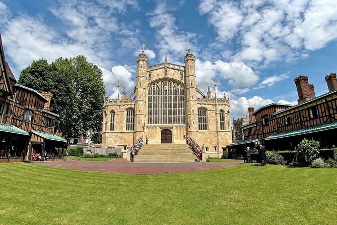 Windsor Castle, Stonehenge & Oxford Private Car Tour From London - Cancellation Policy