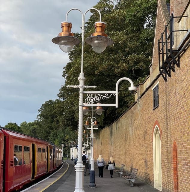 Windsor: Self-Guided Windsor Walk With Mobile App - Railway Stations and Eton College