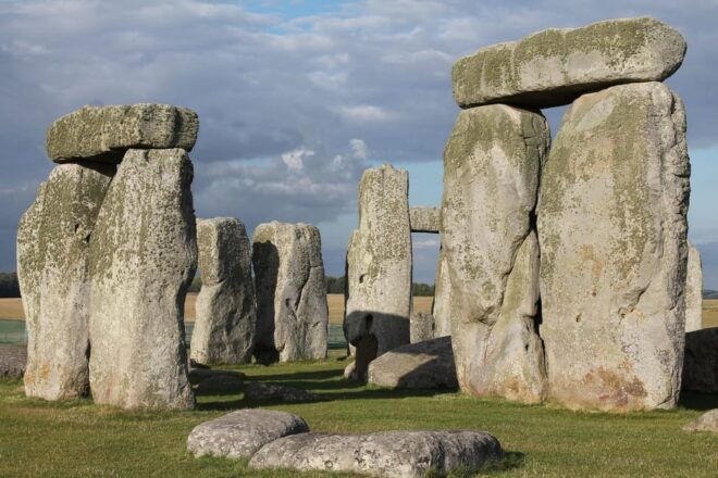 Windsor, Stonehenge Winchester Private Tour Includes Entry - Visit Stonehenge