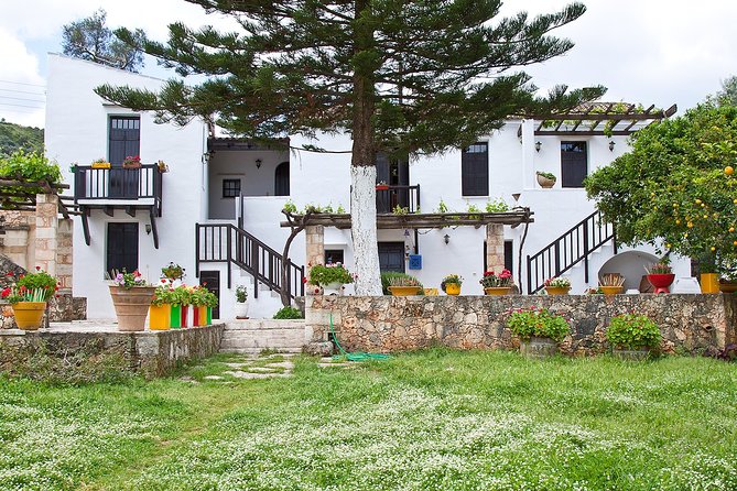 Wine and Olive Trails of Crete - History of Cretan Wine