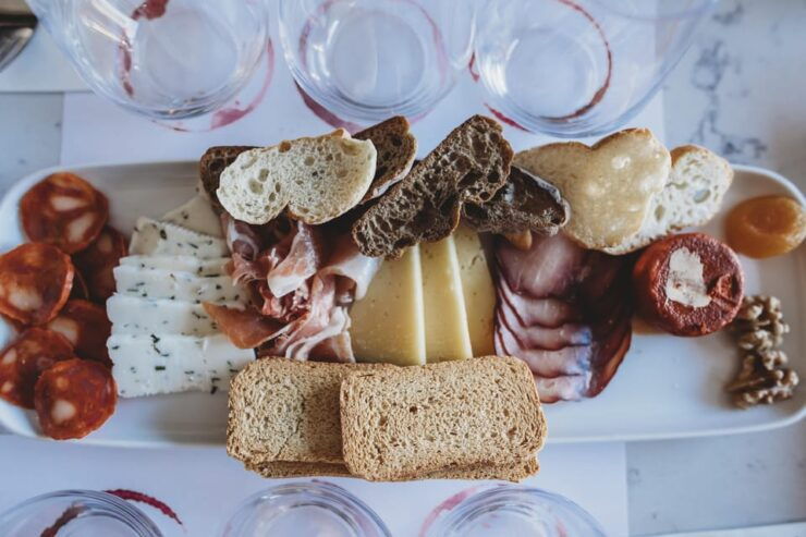 Wine, Cheese & History of Fado Dinner in Portuguese Wine Bar - Wine Exploration
