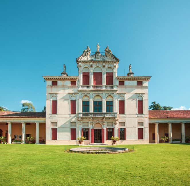 WINE EXPERIENCE - Le Vie Angarano winery - Walking Through the Grounds and the Barricaia