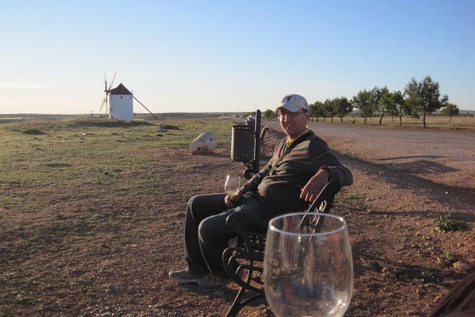 Wine Experience With Castles, Medieval Cities or Cathedrals Tour From Madrid - Meeting Point