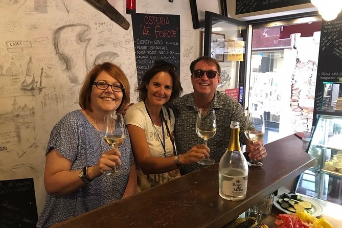 Wine & Food Tasting in Venice With a Sommelier - Guided Tour With Sommelier
