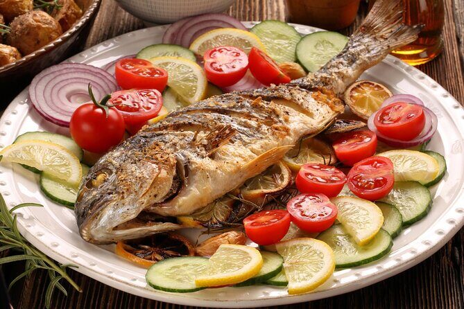 Wine & Oysters & AUTHENTIC boat tour with GOURMET LUNCH in price - Good To Know