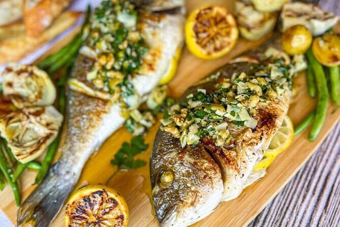 Wine & Oysters & AUTHENTIC boat tour with GOURMET LUNCH in price - An In-Depth Look at the Tour Experience