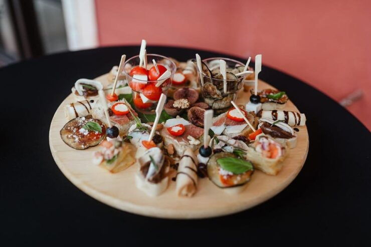 Wine Pairing (3 Glasses) With Snack and Museum Tour - Itinerary and Highlights