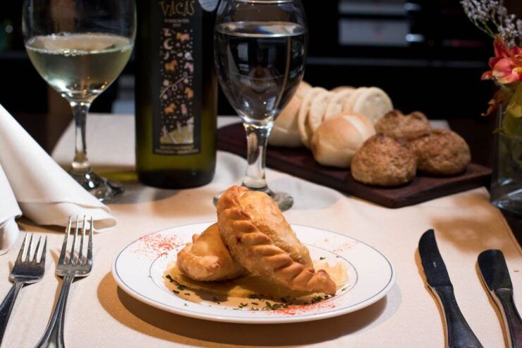 Wine Tasting and 3-Course Dinner at La Cava De El Querandi - Good To Know