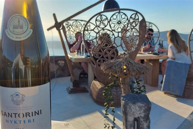 Wine Tasting and Food Pairing With Caldera Views - Wine Tasting Experience Overview