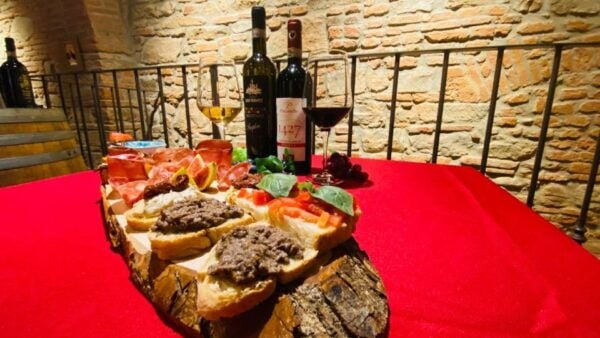 Wine Tasting and Paring Class Guided Tour in Florence - The Sum Up
