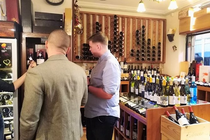 Wine Tasting and Tapas Premium in Alicante Like a Local - Local Gastronomic Delights