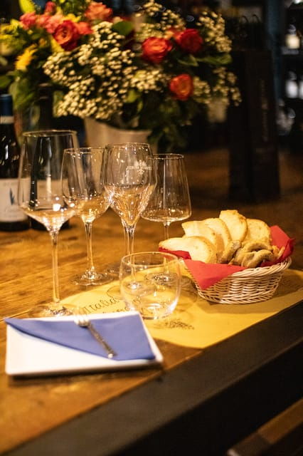 Wine Tasting Experience With Cheese and Cold Cuts - Expert Guidance From Sommeliers