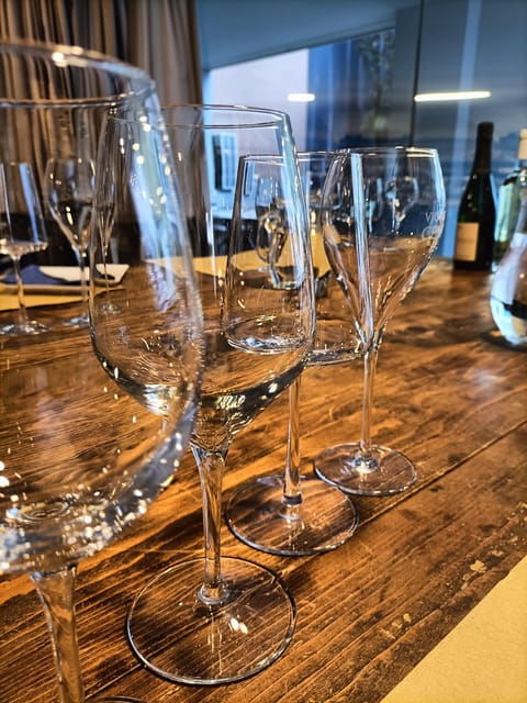 Wine Tasting Experience With Cheese and Cold Cuts - Accessibility and Participation Requirements