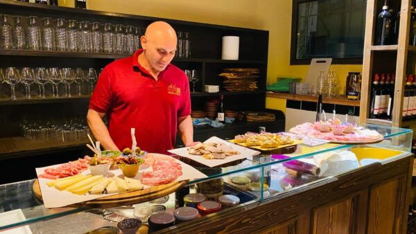 Wine Tasting Experience With Five Types of Tuscan Wine - Gluten-free and Vegetarian Options