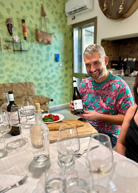 Wine Tasting in Leonarda Home in Salaparuta - Belice Valley - Setting and Atmosphere