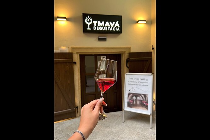 Wine Tasting IN THE DARK! - Activity Overview