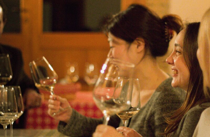 Wine Tasting near the Aquarium of Genoa - Practical Details and Tips