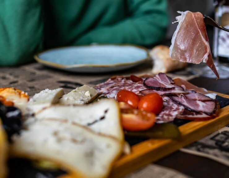 Wine Tasting & Pairing - Wine Selection and Food Pairings