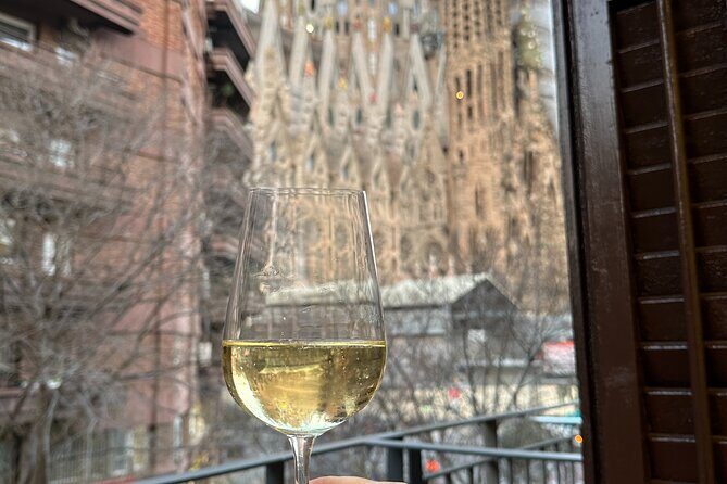 Wine tasting with a view of the Sagrada Familia - FAQs
