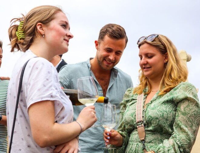Wine Tasting With Professional Sommelier in Centre Valencia - Booking Information