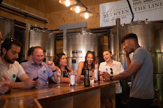 Wine Tour in Niagara-on-the-Lake - An Authentic, Well-Organized Wine Tasting Adventure