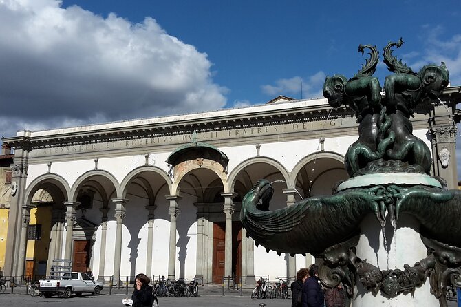 Wine Windows Walking Tour With Wine Tasting - The Sum Up