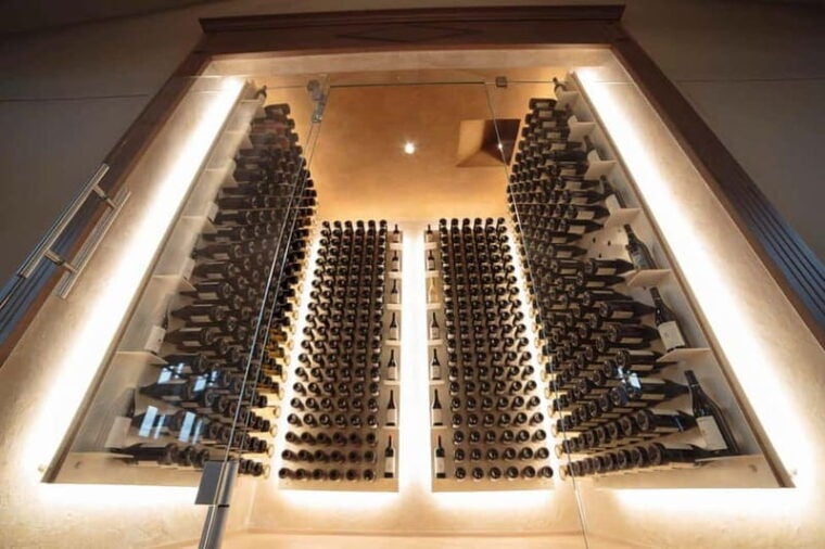 Winery tour and wine tasting with lunch or dinner - Why This Tour Is Worth Considering