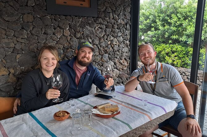 Wines and Moonshines Private Tour - Good To Know