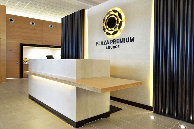 Winnipeg Richardson International Airport Plaza Premium Lounge - Lounge Facilities and Amenities