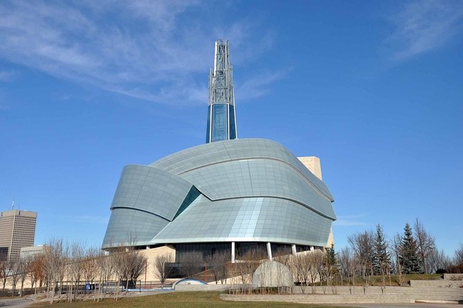 Winnipeg Scavenger Hunt: At The Heart of Canada - Meeting Point and Pickup Information
