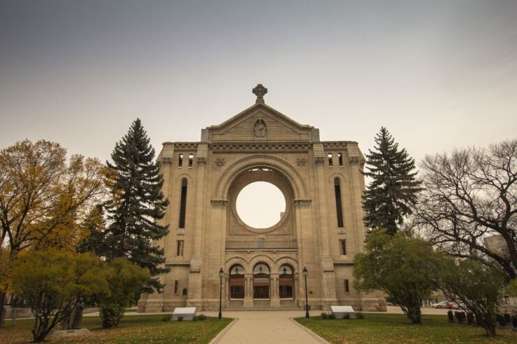 Winnipeg: Self-Guided Smartphone Audio Ghost Tour - Experience Highlights