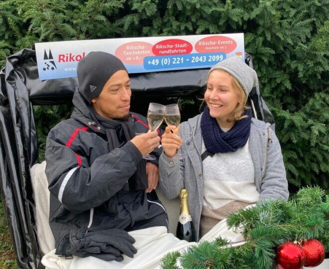 Winter Champagne Tour by Rickshaw - Individualized Tour Experience