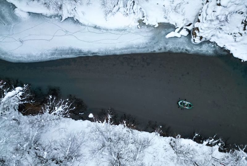 Winter Limited, departure from Sapporo: Jozankei snow scenery tour x Lake Shikotsu Ice Falls Festival night view | Hot spring/rafting/hiking optional & lakeside snow ring play one-day tour - What the transport and group size mean