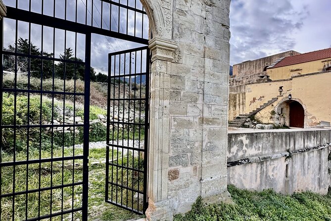 Winter Tour to Ancient Aptera And Apokoronas Villages - Recommended Packing List