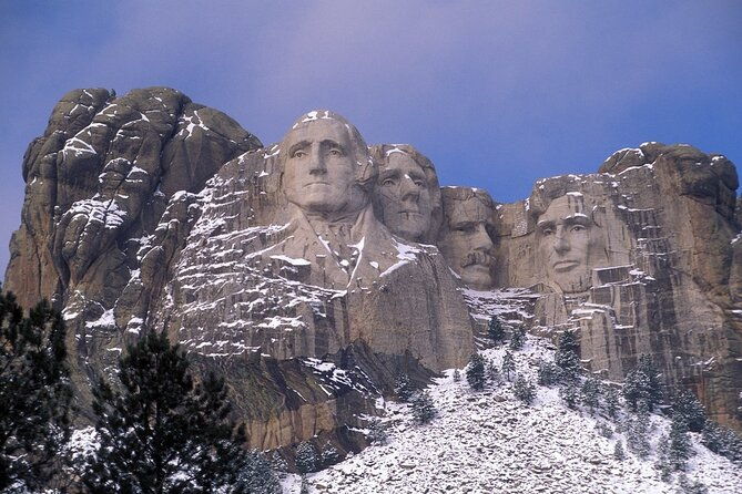 Winter Yellowstone, Grand Teton, and Mount Rushmore 7-day Tour - What Makes This Tour Stand Out?