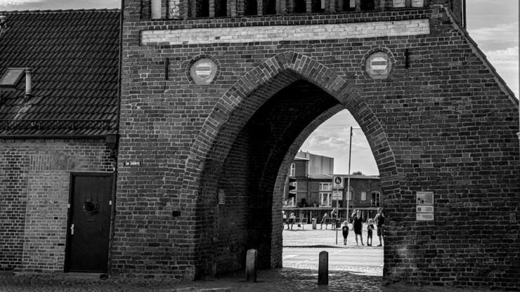 Wismar: Nosferatu Filming Locations Self-Guided Walking Tour - Must-Visit Filming Locations