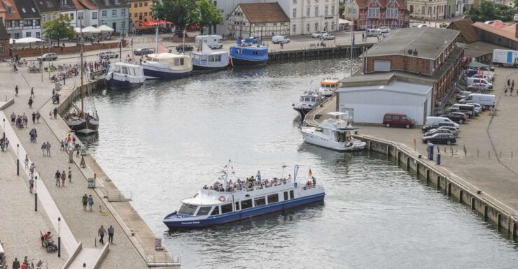 Wismar: Romantic Valentine's Day Harbor Cruise - Activity Information