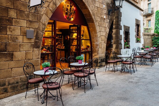 Witchcraft Outdoor Escape Game in Barcelona, Montjuic Castle - Meeting Point and Start Instructions