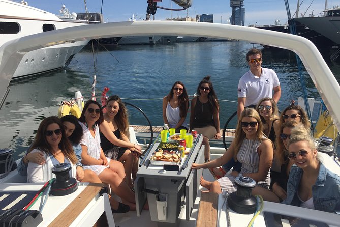 Wonderful 2 Hour Sailing Trip Including Drinks, Snacks and Time for a Swim - Sailing With a Skipper