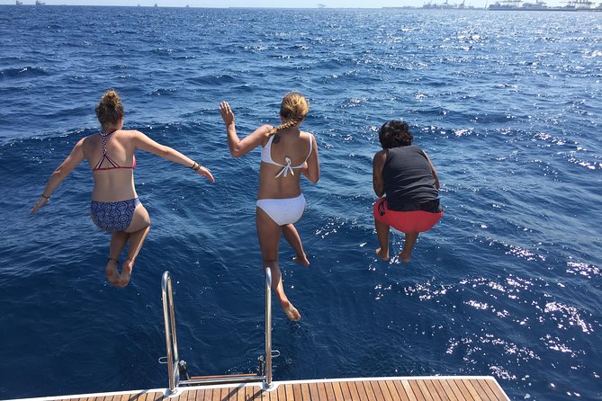 Wonderful 2 Hour Sailing Trip Including Drinks, Snacks and Time for a Swim - The Sum Up