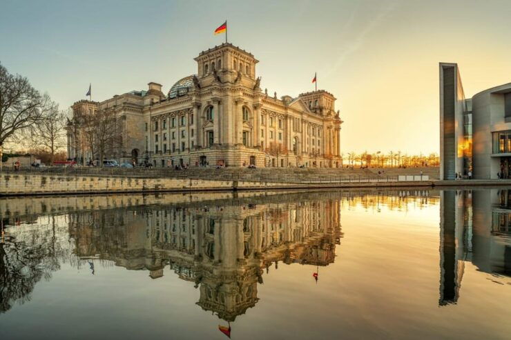 Wonderful Berlin – Private Family Walking Tour - Key Points