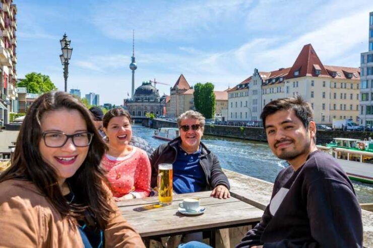 Wonderful Berlin – Private Family Walking Tour - Itinerary Highlights