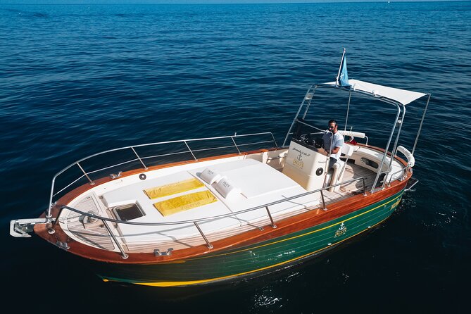 Wonderful One Day Private Tour of Capri With Skipper - End Point and Cancellation Policy