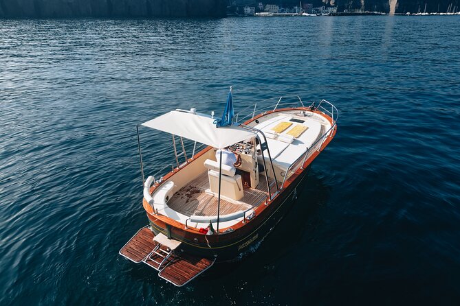 Wonderful One Day Private Tour of Capri With Skipper - Questions