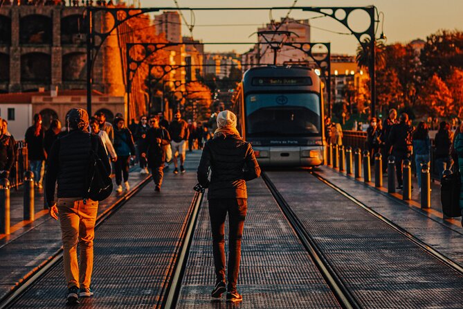 Wonderful Portraits in Porto Private Tour - Meeting Point Information