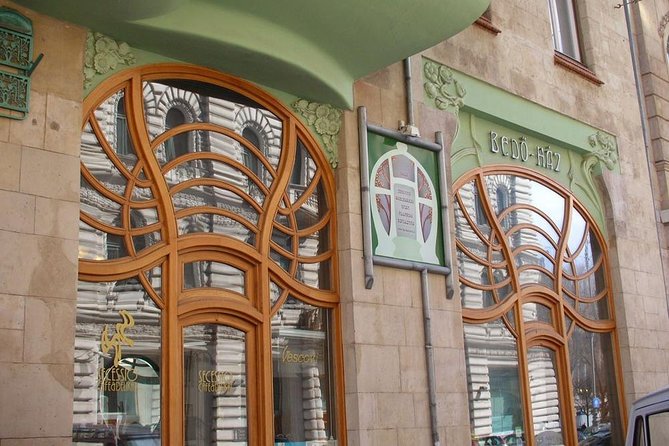Wonders of Secession in Budapest, a Private Tour by Car and Guide - Private Guide Insights