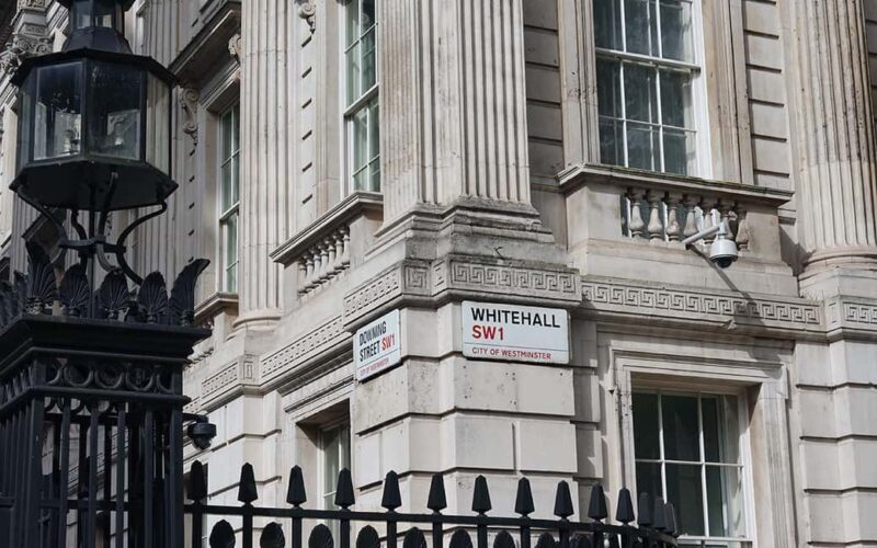 Wonders of Westminster Walk with a Historian - Discovering Westminster: A Deeper Look