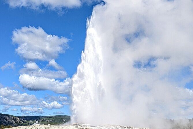 Wonders of Yellowstone Lower Loop Private Tour with Lunch - Who Will Love This Tour?