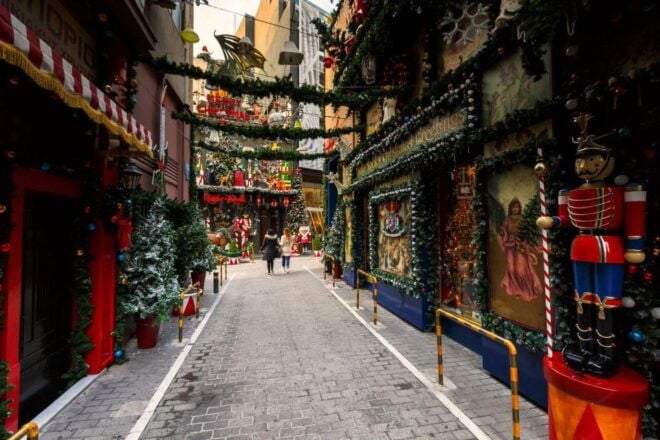 Wondrous Christmas Tour Around Athens - Festive Spirit at Korai Square