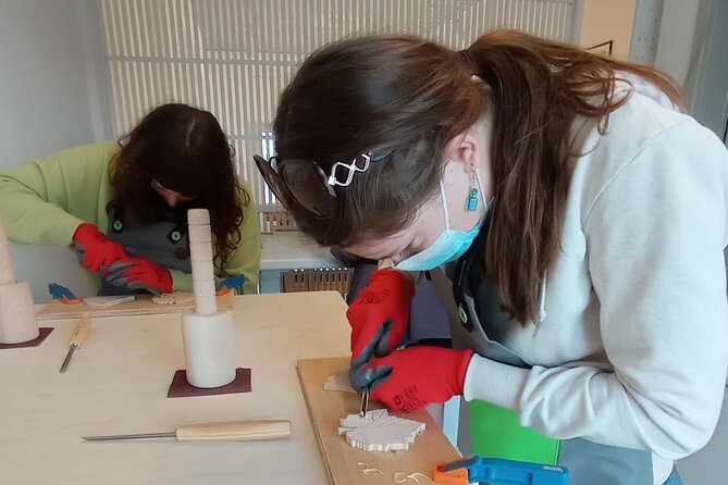 Wood Carving Workshop in Santorini - Workshop Details